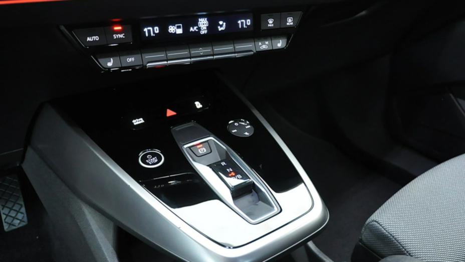 AUDI Q4 Q4 e-tron 35 52kWh Advanced