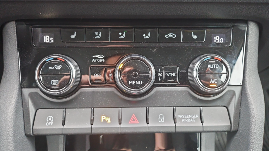 SKODA Karoq Karoq 1.5 TSI ACT Selection