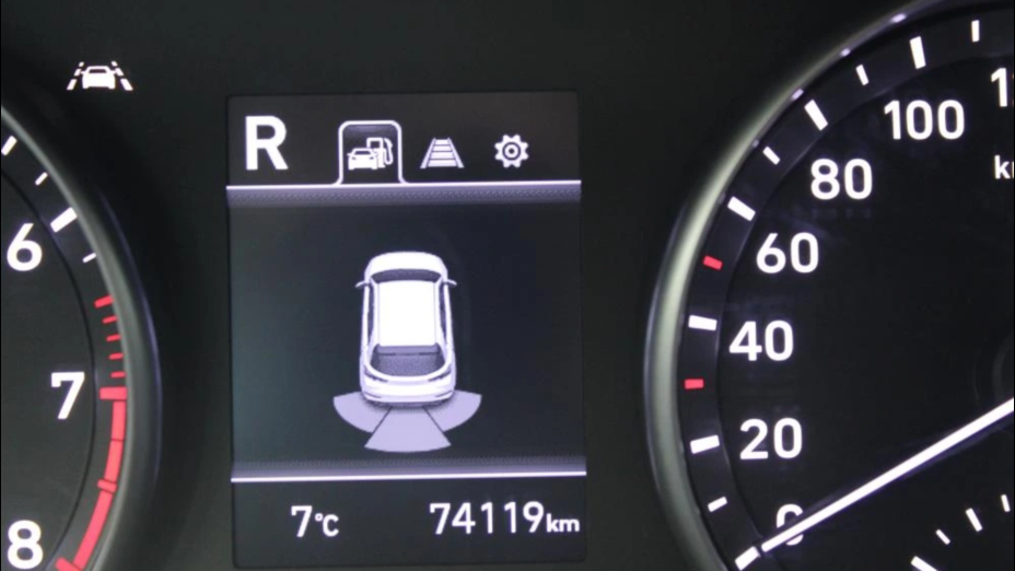 HYUNDAI i30 i30 1.5 DPI Classic +