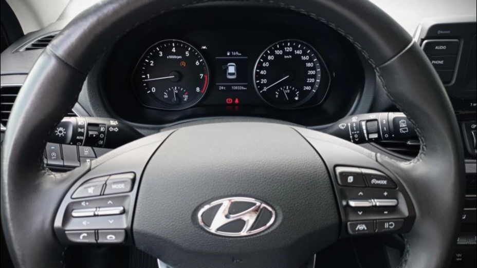 HYUNDAI i30 i30 1.5 DPI Classic +
