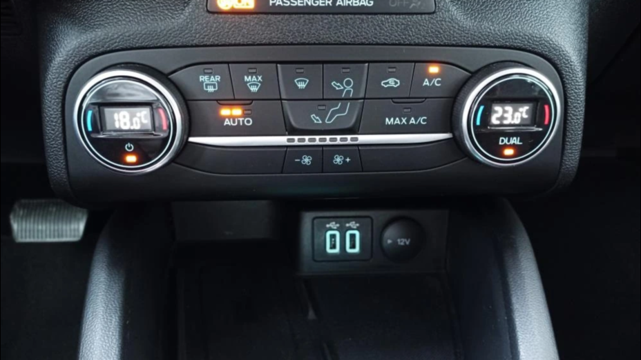 FORD Focus Focus 1.5 EcoBlue Connected aut