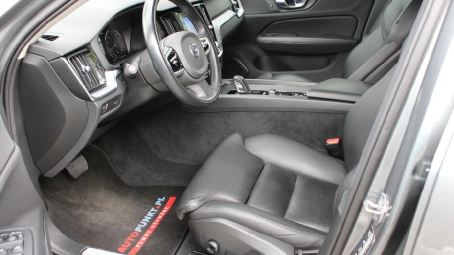 VOLVO V60 V60 B4 B Momentum Pro aut