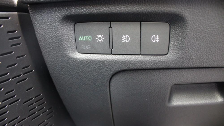 SKODA Octavia Octavia 2.0 TDI Ambition DSG