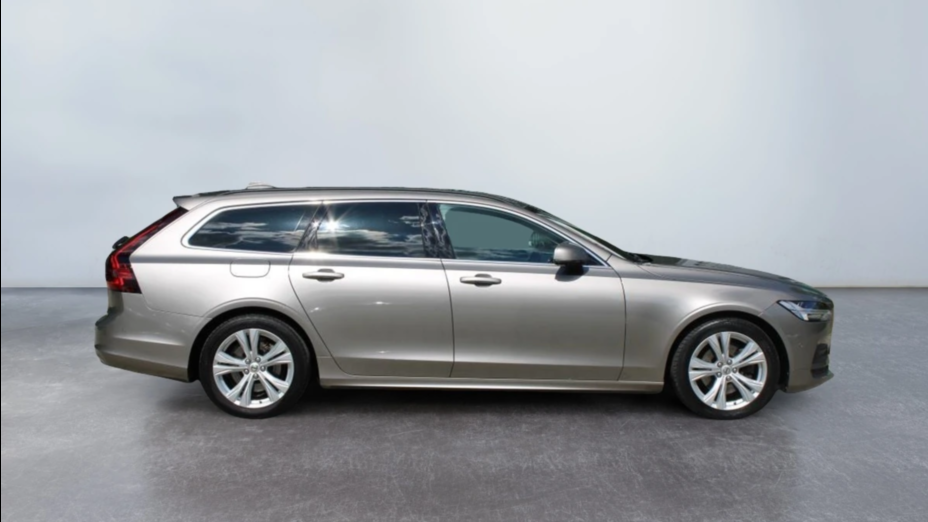 VOLVO V90 V90 B4 D Momentum aut