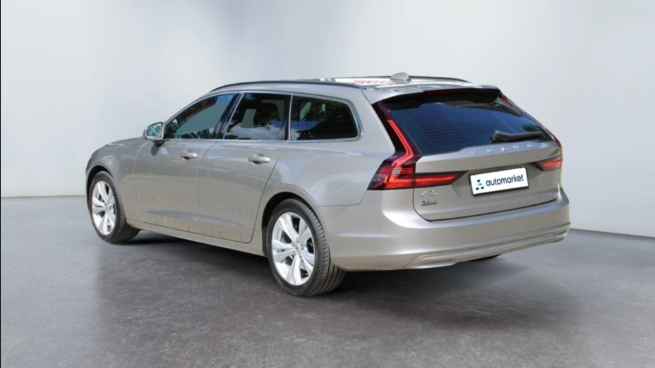 VOLVO V90 V90 B4 D Momentum aut