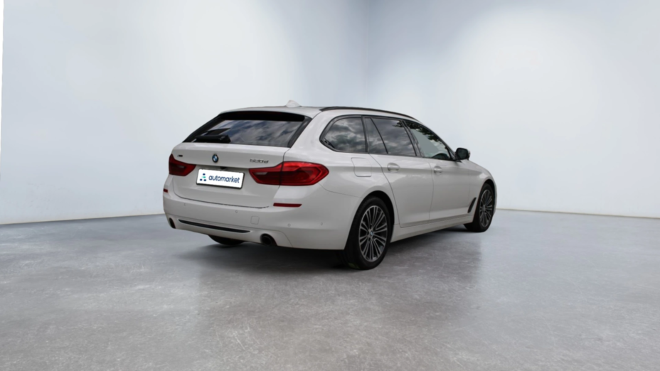 BMW Seria 5 520d xDrive Sport Line sport-aut