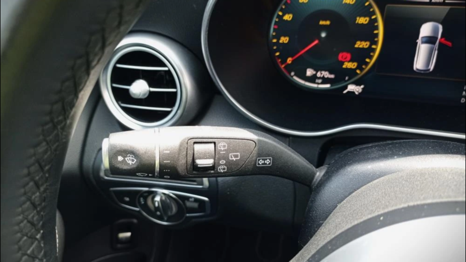 MERCEDES-BENZ C Klasa C 220 d 9G-TRONIC