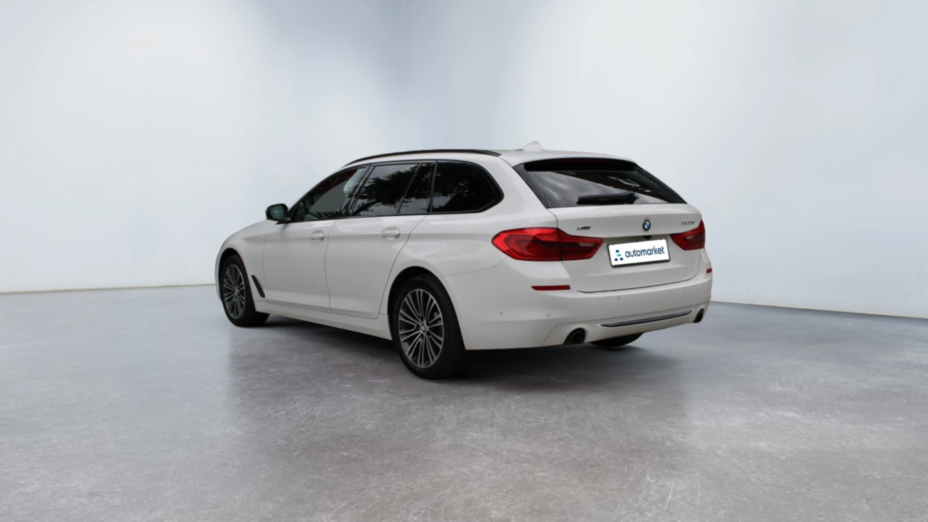 BMW Seria 5 520d xDrive Sport Line sport-aut