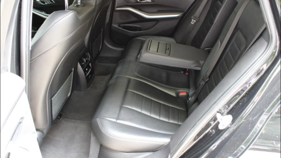 BMW Seria 3 320d xDrive mHEV Luxury Line aut