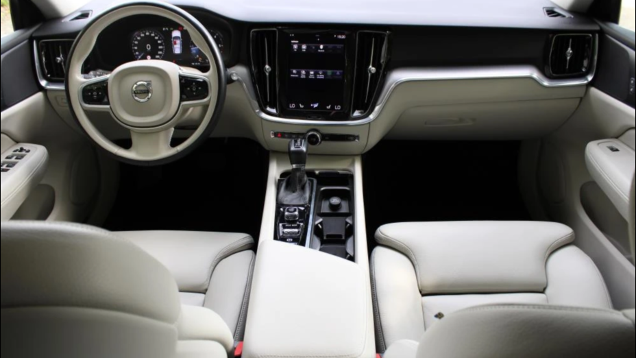 VOLVO V60 V60 D3 Momentum Pro aut