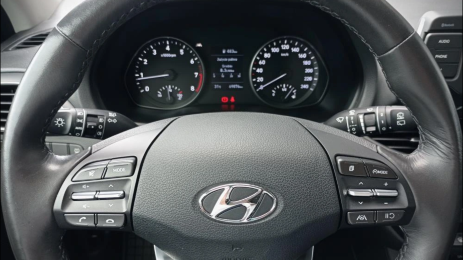 HYUNDAI i30 i30 1.5 DPI Classic +