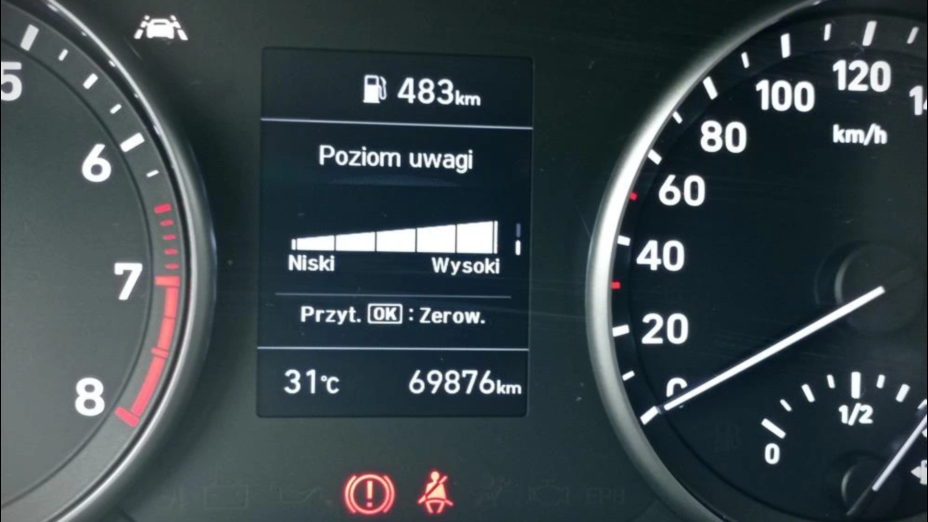 HYUNDAI i30 i30 1.5 DPI Classic +