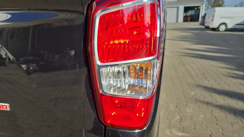 KGM / SSANGYONG Musso Musso Grand 2.2 Sapphire 4WD aut
