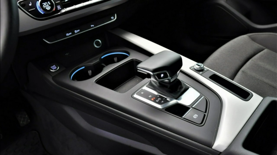 AUDI A4 A4 35 TFSI mHEV S tronic