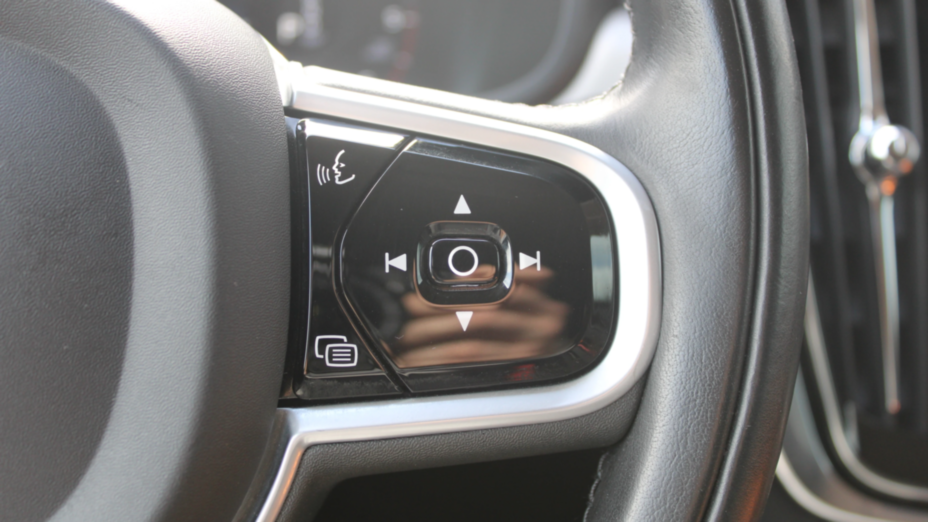 VOLVO V90 V90 B4 D AWD Momentum Pro aut
