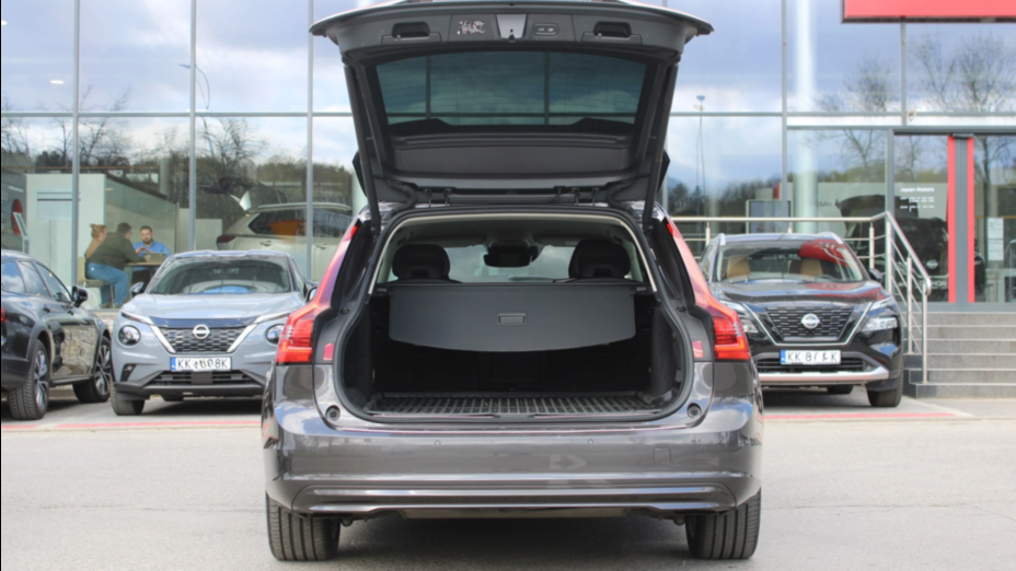 VOLVO V90 V90 B4 D AWD Momentum Pro aut