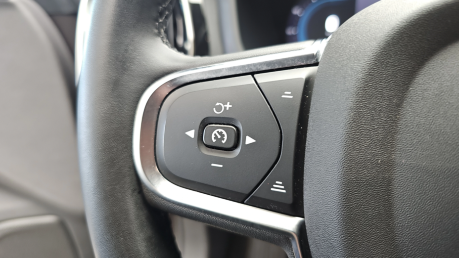 VOLVO V60 V60 T6 AWD Plug-In Hybrid Core aut