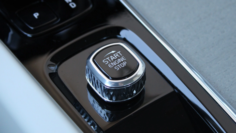 VOLVO S60 S60 B5 B AWD Plus Dark aut