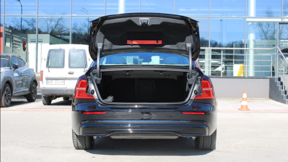 VOLVO S60 S60 B5 B AWD Plus Dark aut