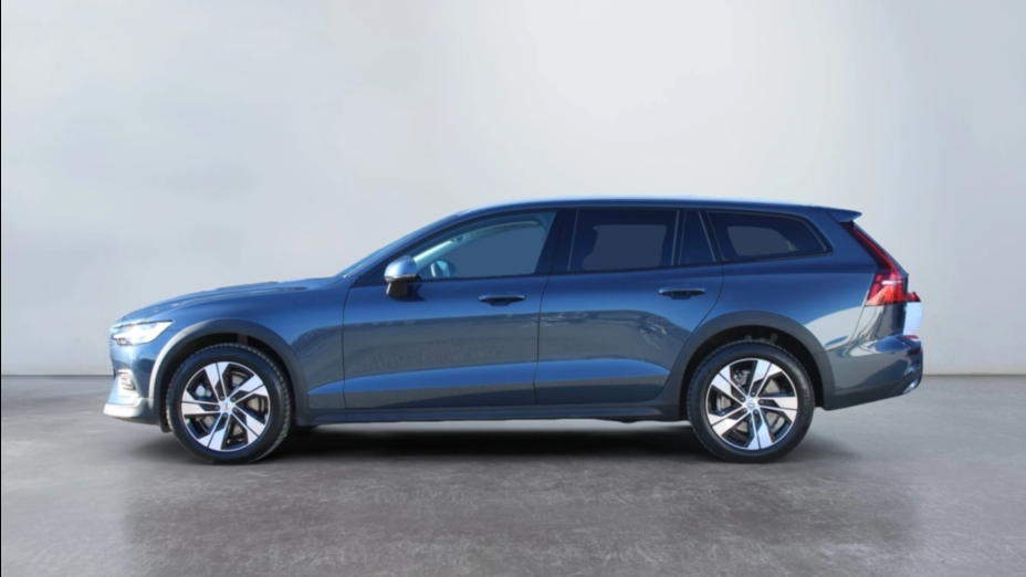 VOLVO V60 V60 CC Plus B5 B AWD aut