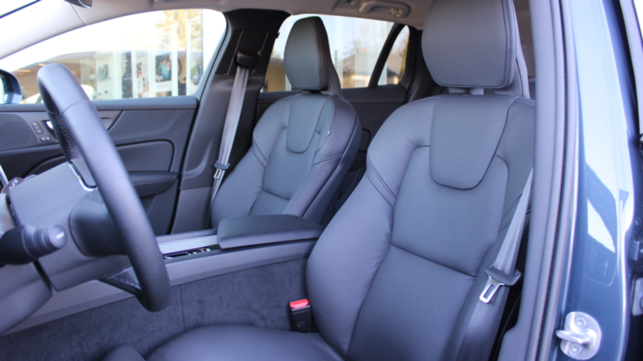 VOLVO V60 V60 CC Plus B5 B AWD aut