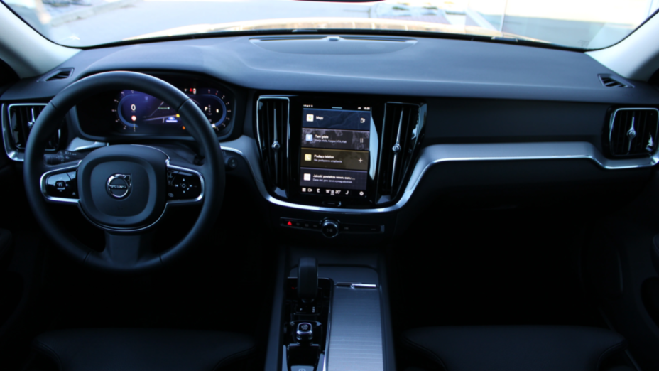 VOLVO V60 V60 CC Plus B5 B AWD aut