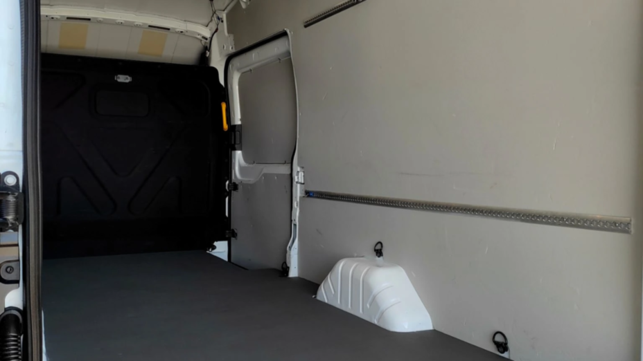 FORD Transit Transit 350 L4H3 RWD Trend