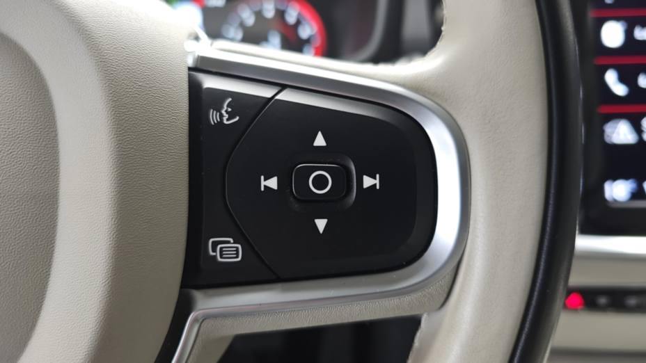 VOLVO V60 V60 B3 B Momentum Pro aut