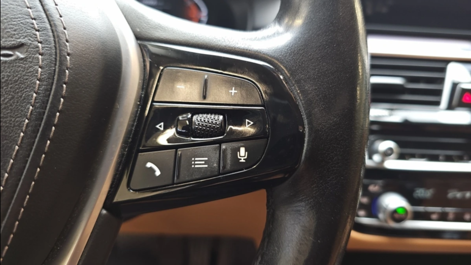 BMW Seria 5 520d xDrive mHEV Luxury Line aut