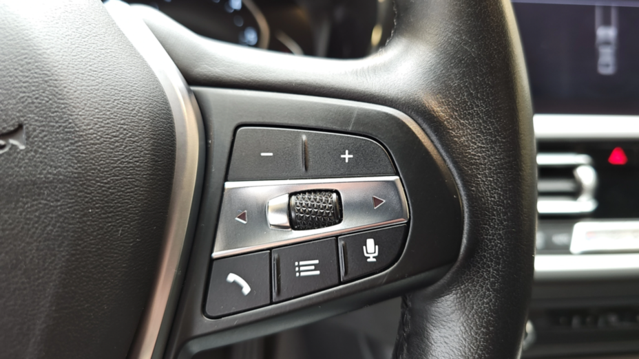 BMW Seria 3 318d Advantage