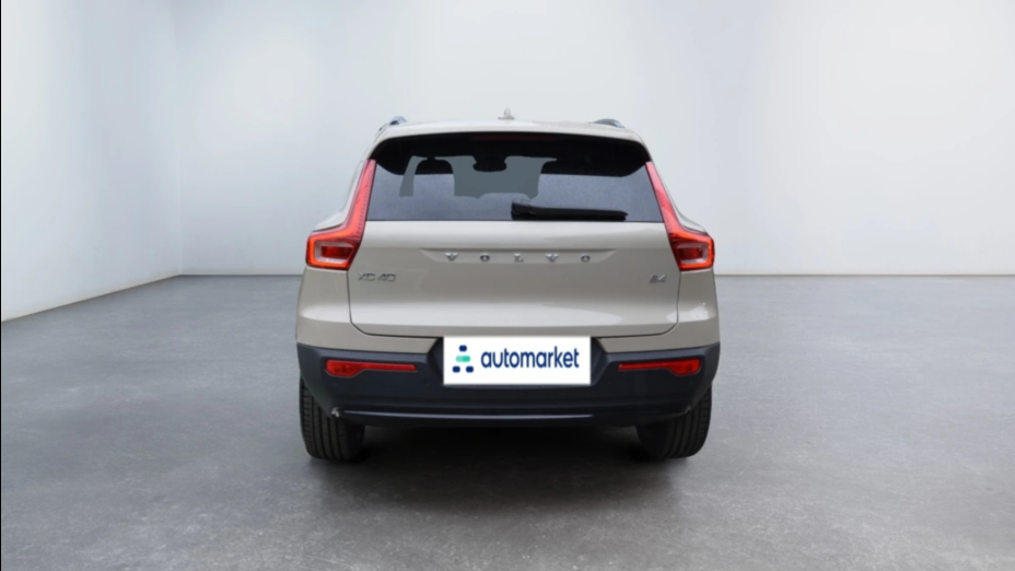 VOLVO XC40 XC40 B4 Plus Dark aut