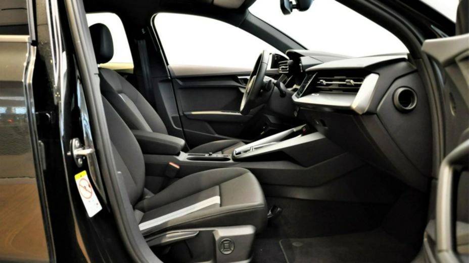 AUDI A3 A3 35 TDI Advanced S tronic