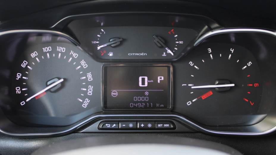 CITROEN C3 C3 1.2 PureTech Shine EAT6