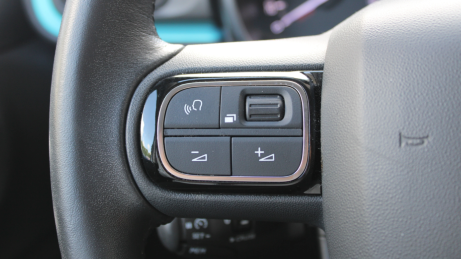 CITROEN C3 C3 1.2 PureTech Shine EAT6
