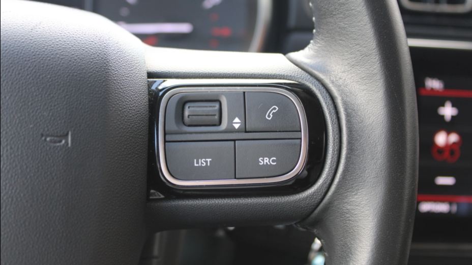 CITROEN C3 C3 1.2 PureTech Shine EAT6