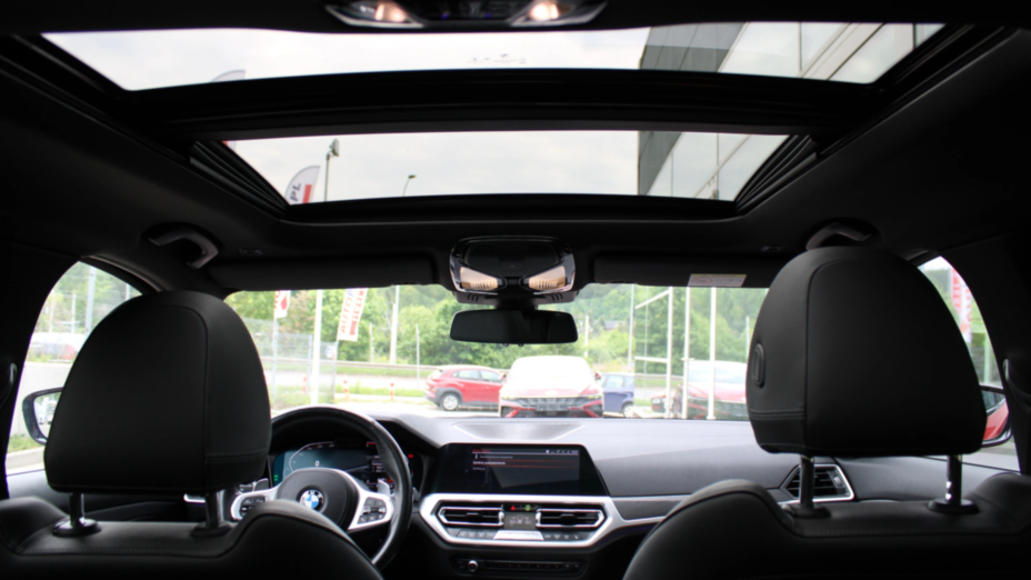 BMW Seria 3 320d xDrive Sport Line aut