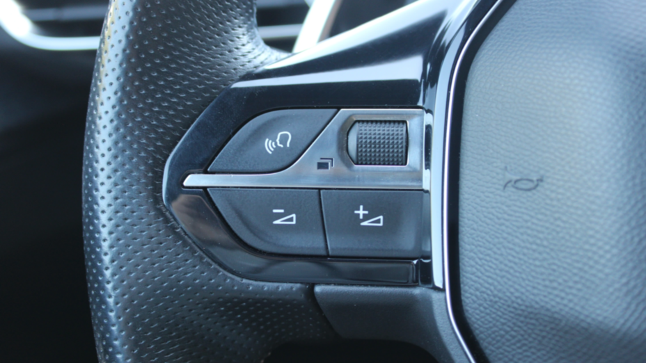 PEUGEOT 3008 3008 2.0 BlueHDi Crossway S&S EAT8