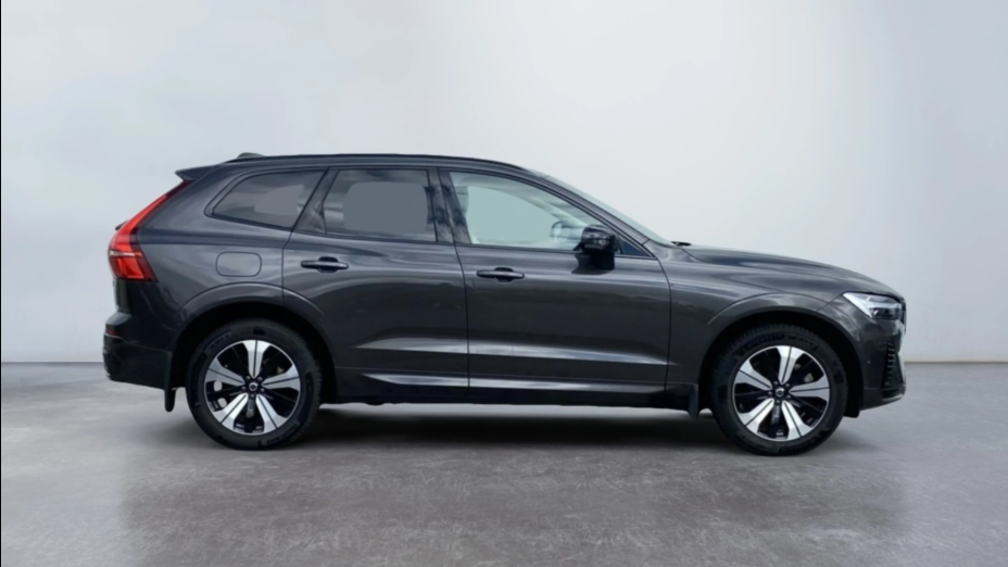 VOLVO XC60 XC60 T6 Plug-In Hybrid AWD Plus Dark aut