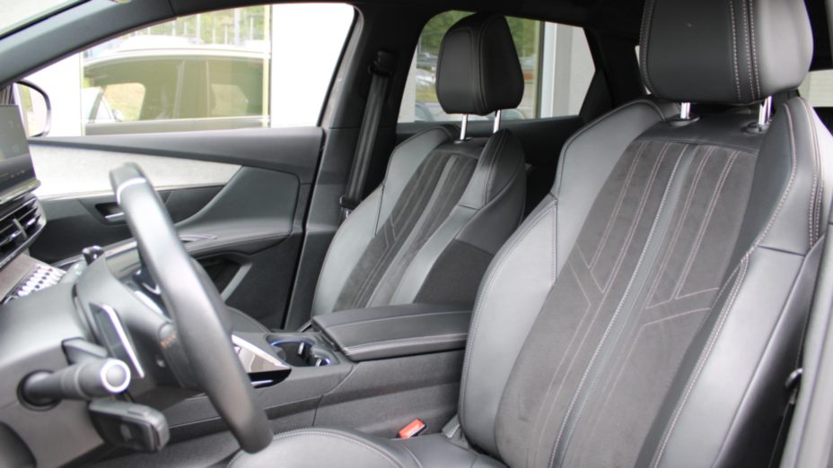 PEUGEOT 3008 3008 1.6 PureTech GT S&S EAT8