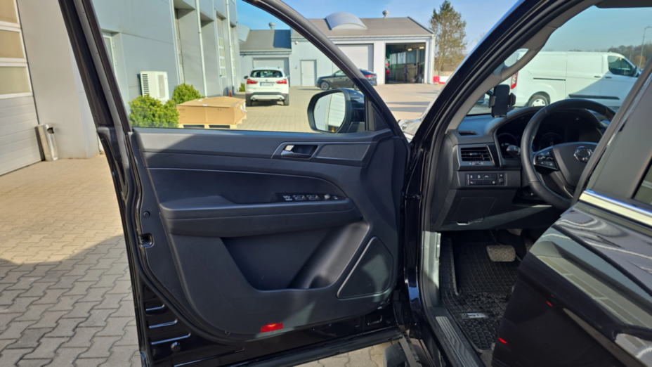 KGM / SSANGYONG Musso Musso Grand 2.2 Sapphire 4WD aut