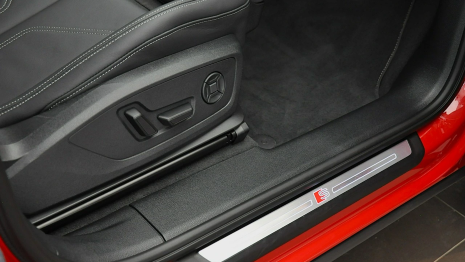 AUDI Q3 Q3 40 TDI Quattro S-Line S tronic