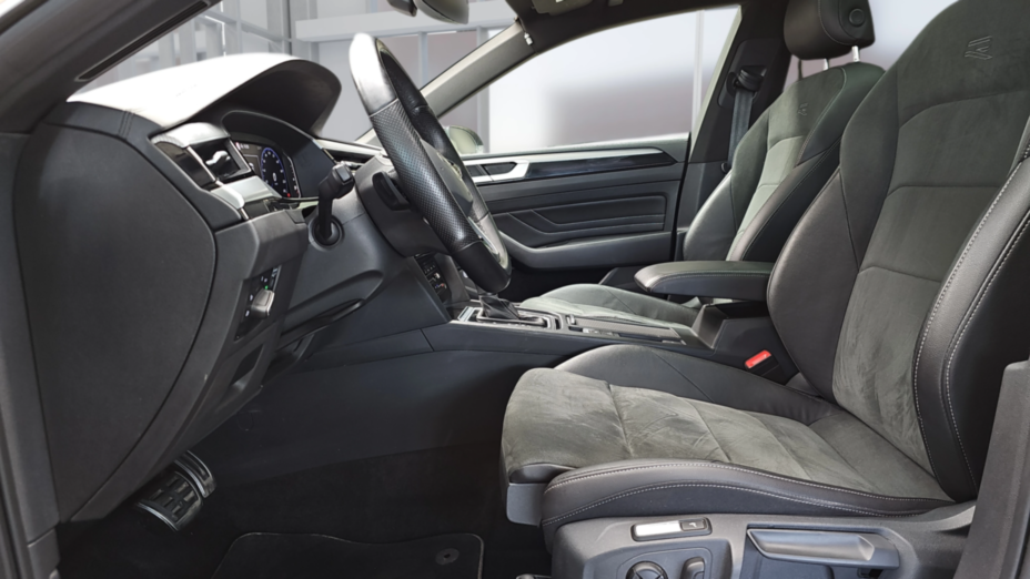 VOLKSWAGEN Arteon Arteon 2.0 TSI R-Line DSG