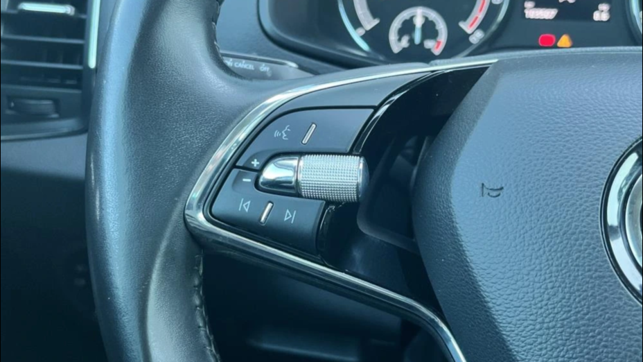 SKODA Karoq Karoq 1.5 TSI ACT Ambition DSG