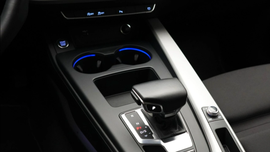 AUDI A4 A4 35 TFSI mHEV Advanced S tronic