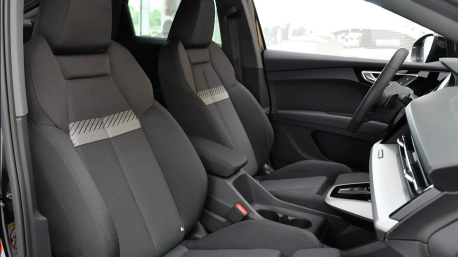 AUDI Q4 Q4 e-tron 40 77kWh Advanced
