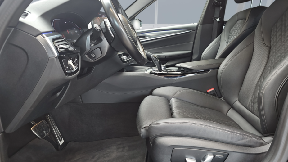 BMW Seria 5 520d xDrive mHEV M Sport sport-aut