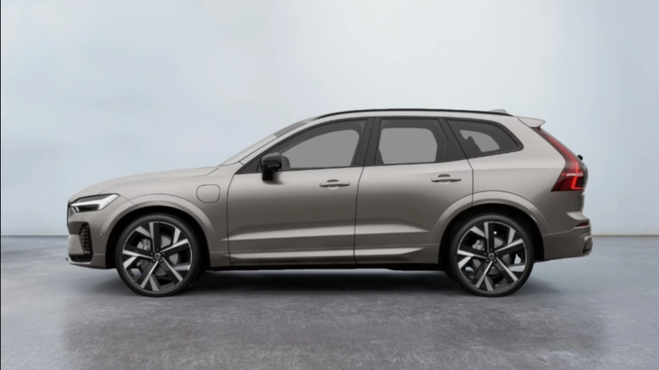 VOLVO XC60 XC60 T6 Plug-In Hybrid AWD Ultra Dark aut Nowy