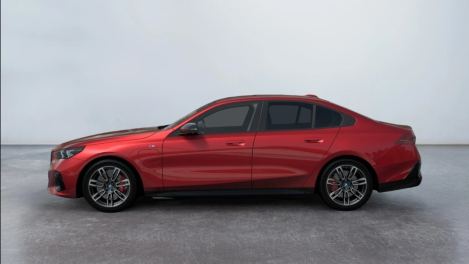 BMW Seria 5 530e xDrive PHEV M Sport aut Nowy