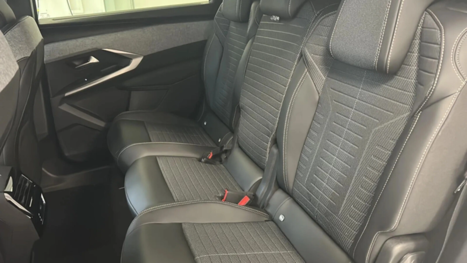 PEUGEOT 5008 5008 1.2 PureTech mHEV Allure S&S e-DCS6 Nowy