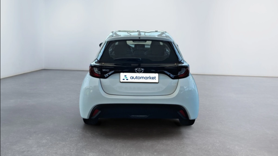 TOYOTA Yaris Yaris 1.5 Comfort